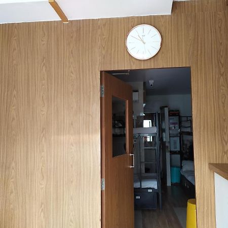 Super Dormitory Ac Deluxe Mumbai Ngoại thất bức ảnh