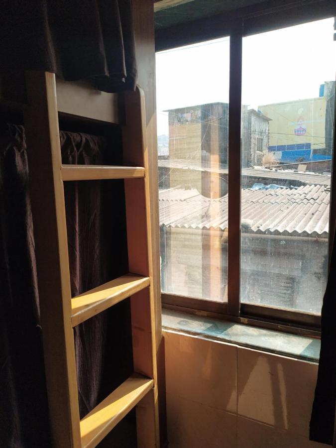 Super Dormitory Ac Deluxe Mumbai Ngoại thất bức ảnh